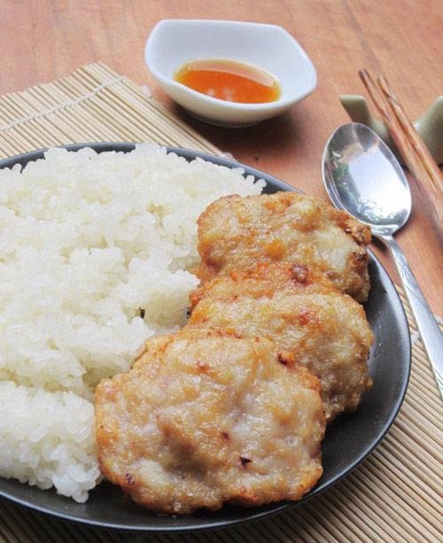 Bữa sáng tuyệt vời với món xôi chả mực vừa lạ vừa ngon